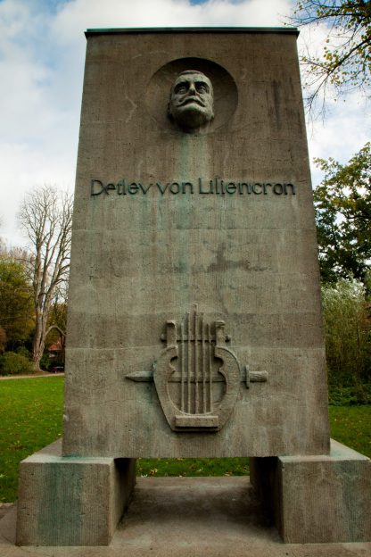 Denkmal Detlev von Liliencron
